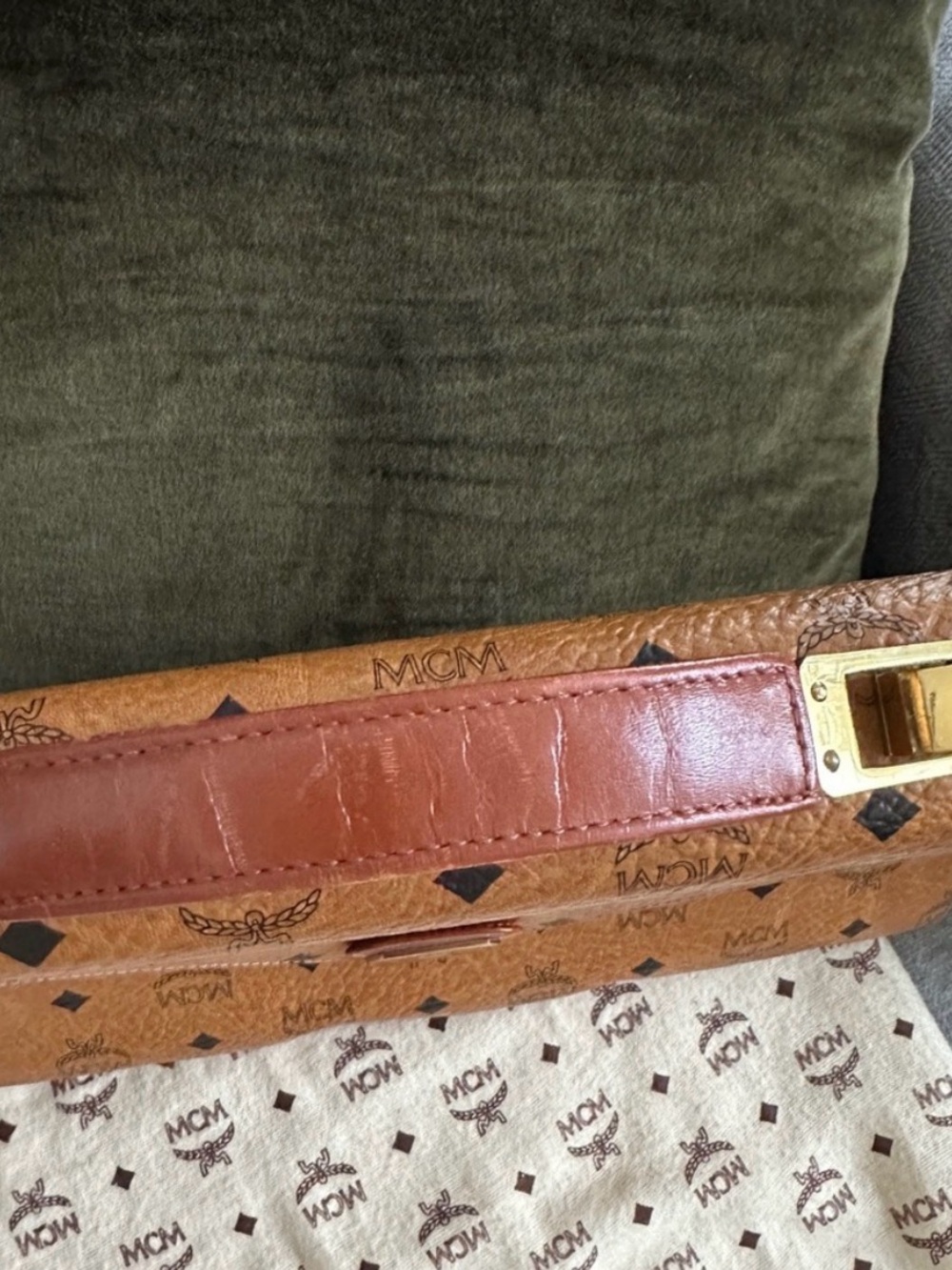 MCM Briefcase - Picture 10 of 10
